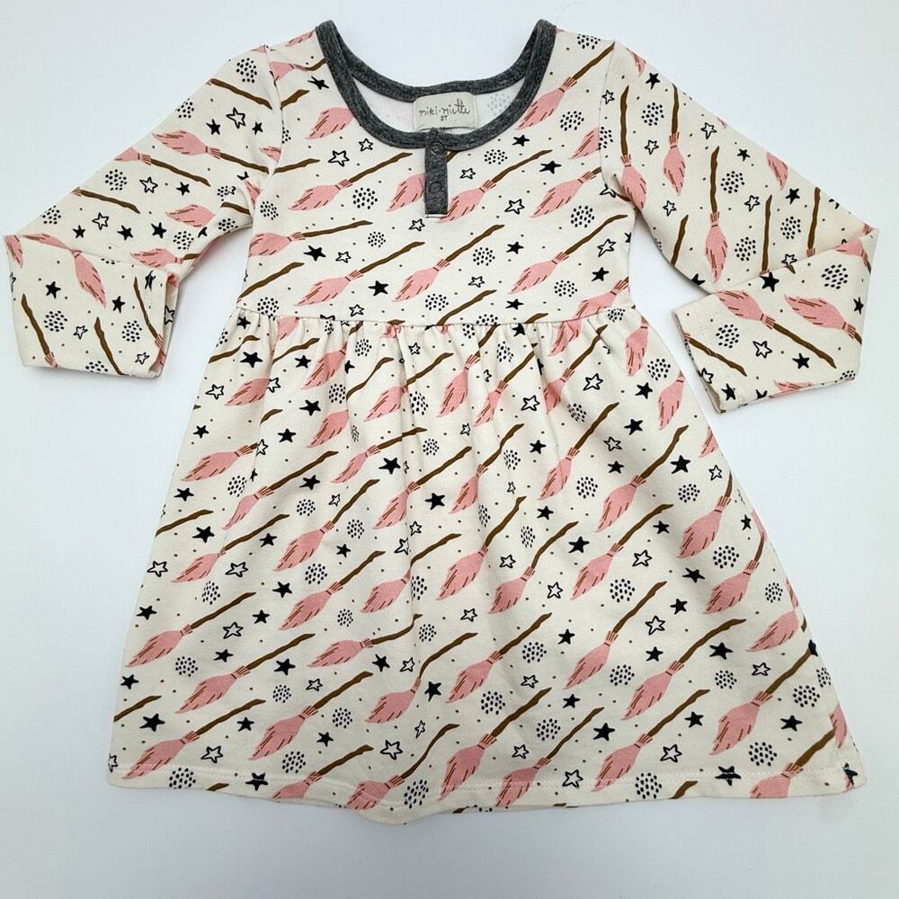 Miki Miette Boutique Long Sleeve Pink Broomstick Black Star Print Fit and Flare